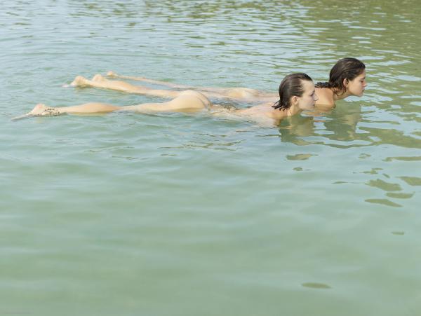 Image #2 from the gallery Flora and Zaika sex in the sea