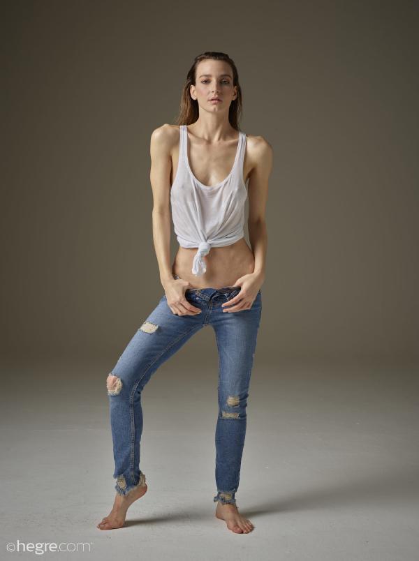Image #5 from the gallery Flora jeans