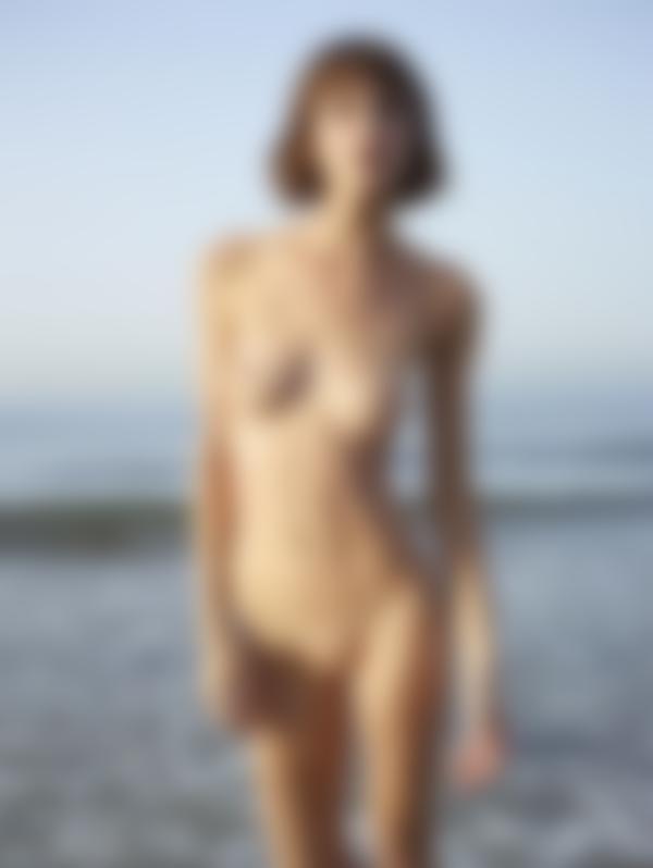 Image #10 from the gallery Flora naked on the beach